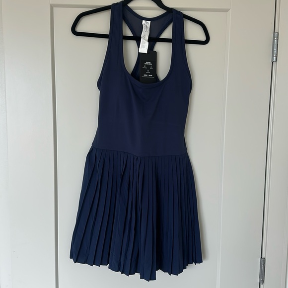 NET FABLETICS ACTIVE DRESS - Picture 1 of 5